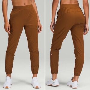 Lululemon Adapted State Joggers Womens 14 Brown 4-Way Stretch Running Slim Fit